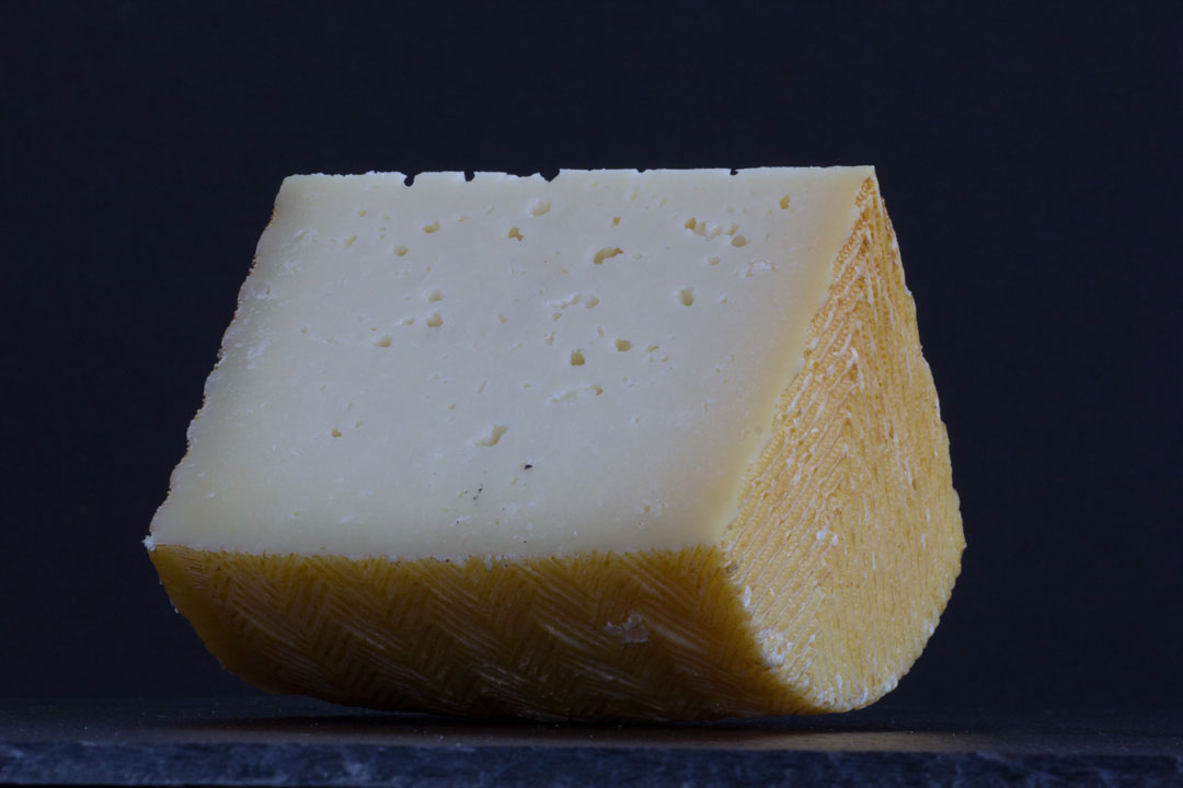 Cerrato etiqueta roja, plata en los World Cheese Award 2021